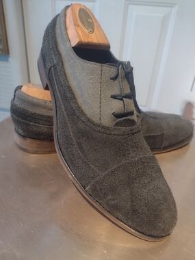 Men's Charcoal Suede Split-Toe Derby Shoes